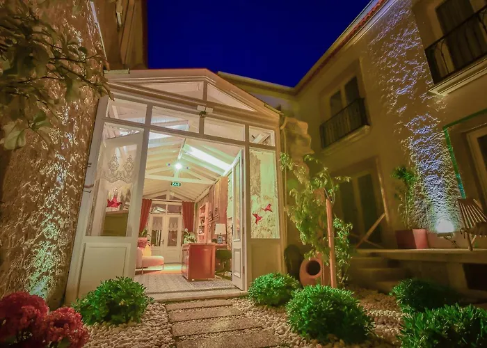 Otel Jardin D'azur *