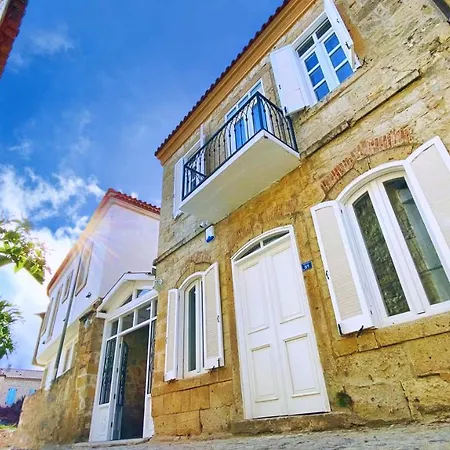 Jardin D'azur * אלאקאטי