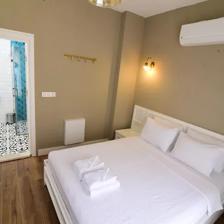 Ξενοδοχείο Jardin D'azur *