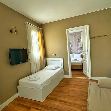 Jardin D'azur מלון אלאקאטי