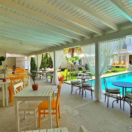 מלון Jardin D'azur *