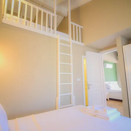 Jardin D'azur * אלאקאטי